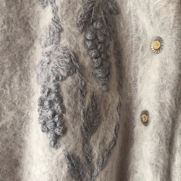 Soft grey metallic cord embroidered cardigan - Picture 10 of 10